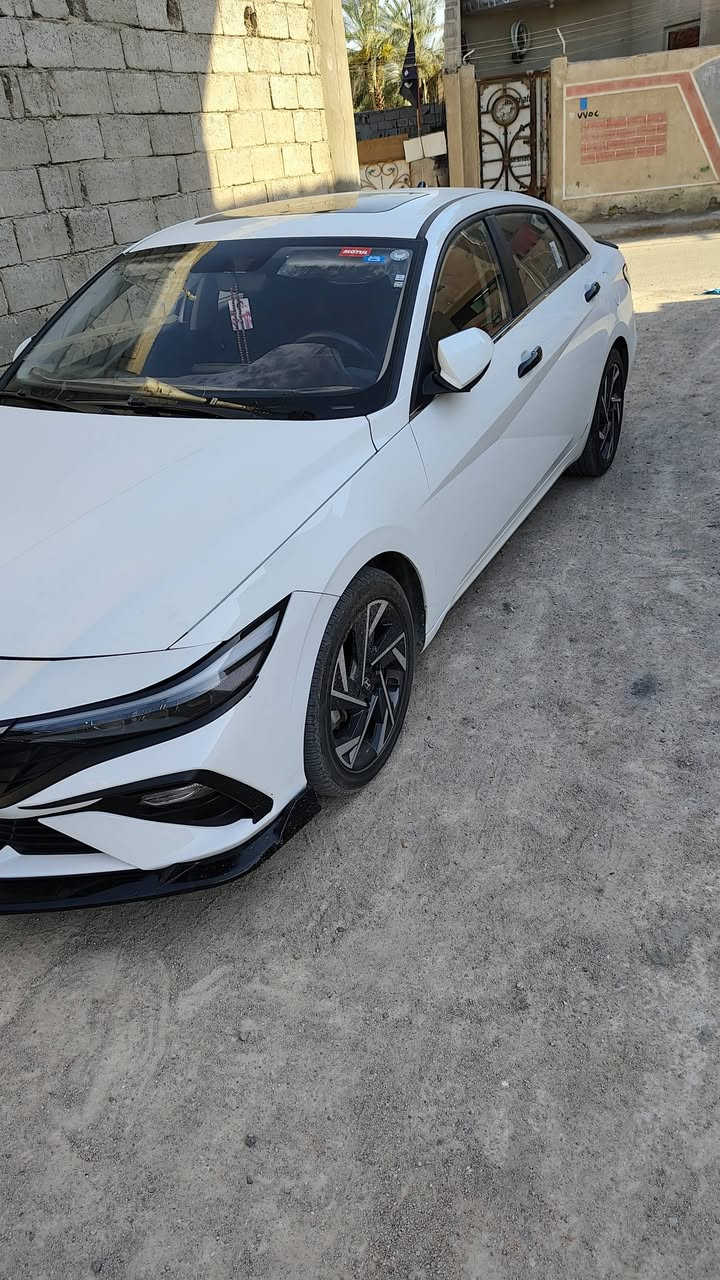 النتره 25للبيع
مبدل دعاميه وبنيد 
مثل ما موضح بصوره طخه بالجاملغ 
ماشيه 28الف 
فول مواصفات 
سعر 135 وبيها مجال بسيط حك جيه 
***********
مكاني البصره ابي الخصيب طريق صحراء
