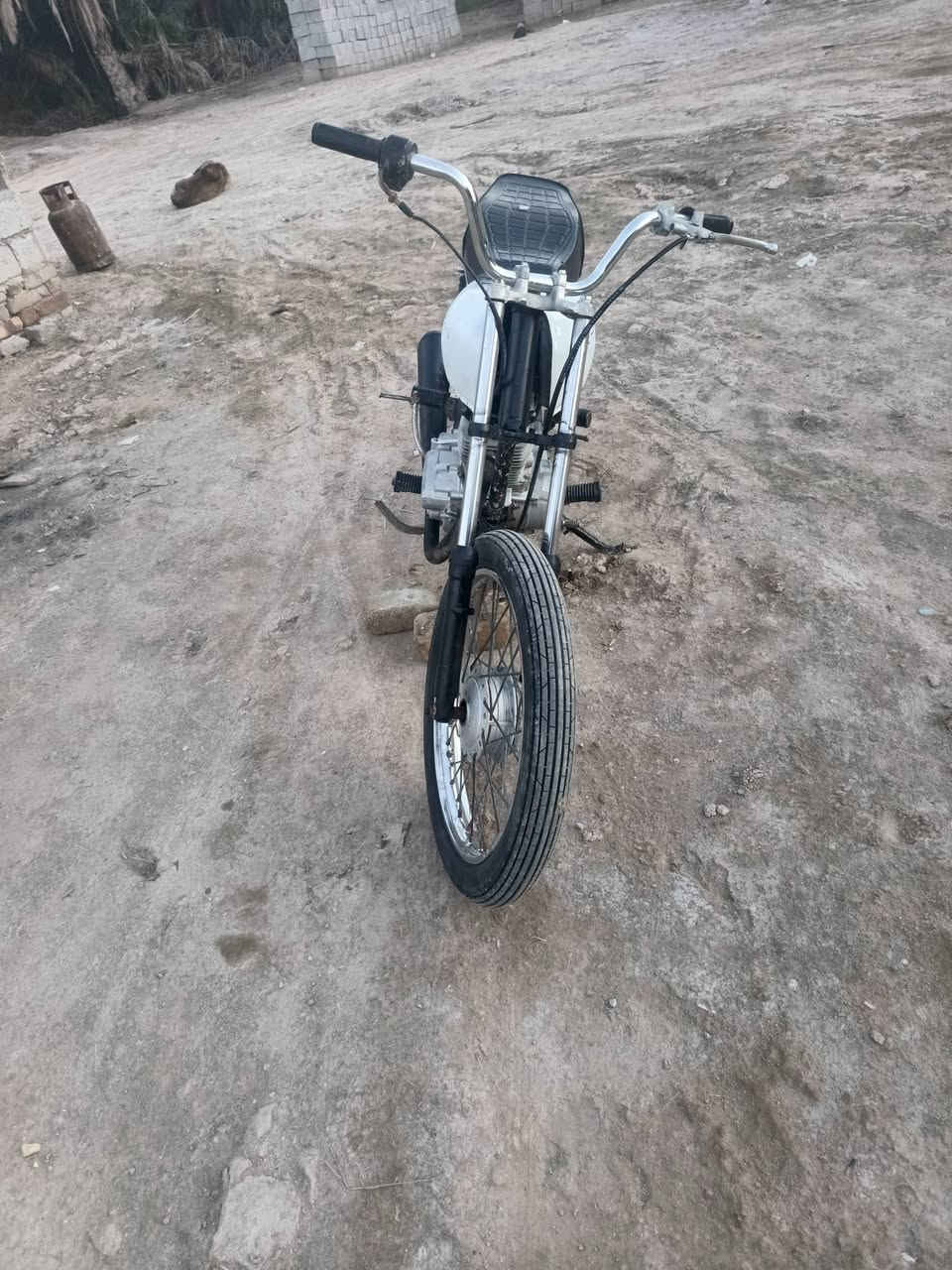 سلام عليكم دراجه البيع تايكر موديل    23 السعر  250. وبه مجال ال مكان دوانيه قضاه السدير      هاذه رقمي. ***********
