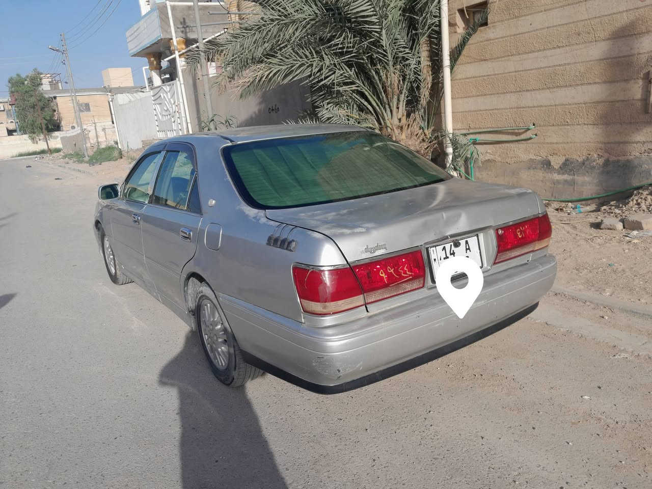 ملكه موديل ٢٠٠٠ 
رقم جديد مالك سياره جاري 
تبريد شغال
 دكمتين 
تخم تاير محرك ٣٠٠٠ 
المكان القرنه
***********
