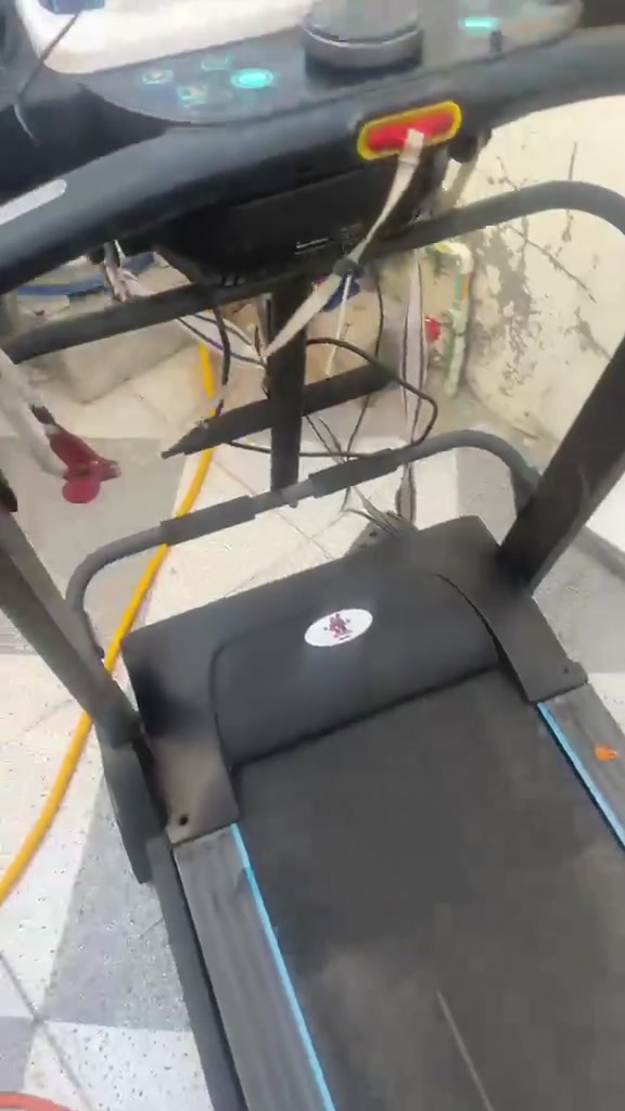 جهاز جري للبيع نضافه 100 100
للتواصل واتساب ***********
