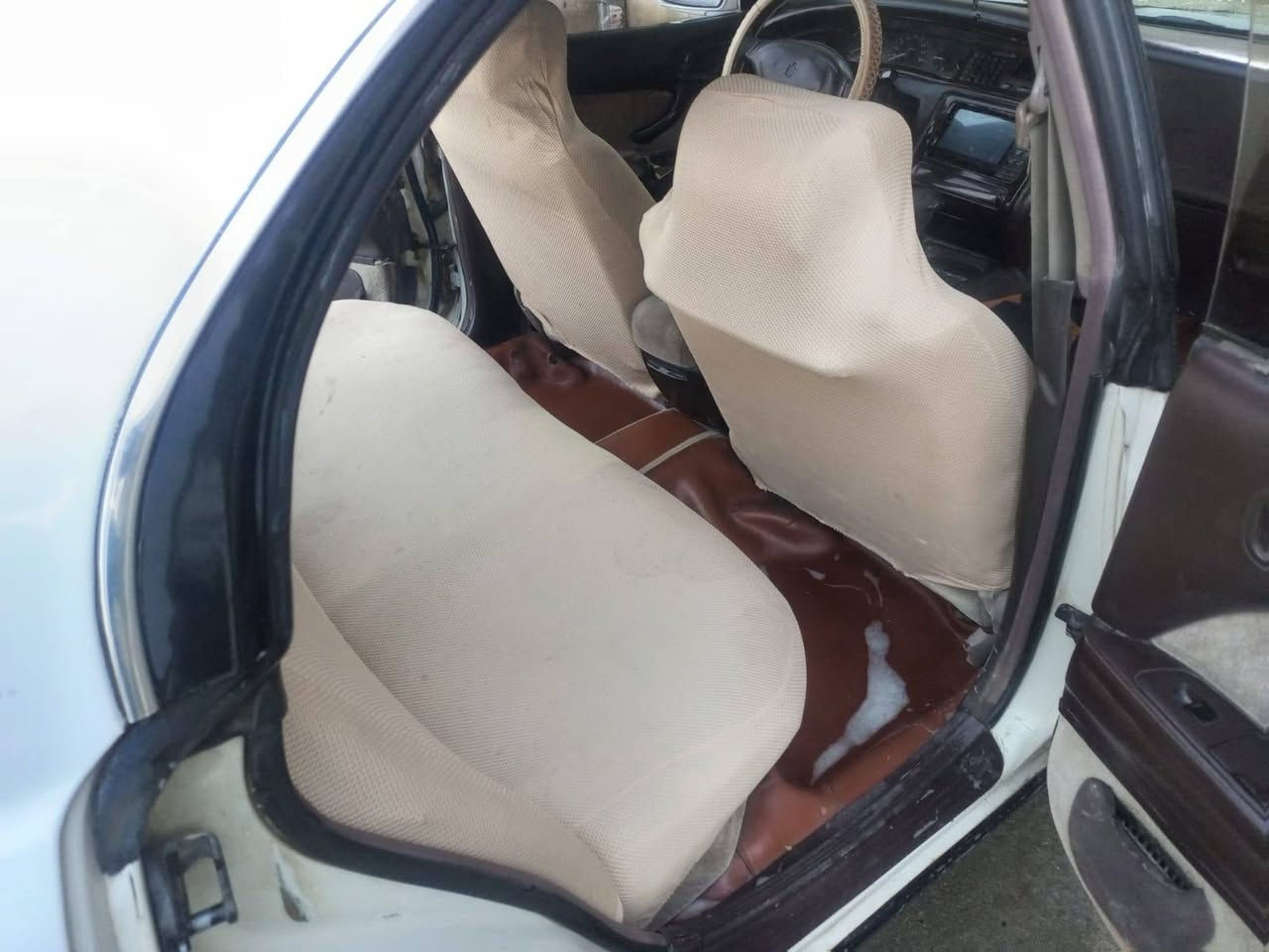 سلام عليكم بطه مكفوله من الكصه ونقل الجثه ولاصوليات سياره حلوه تخم تاير حداده كشرتها حلوه دواخل نضيفه  سنويه مجدده ل٢٠٣٣ سياره جاهزه كير مكينه قبل ايام داخله هزه السياره  سعر ٤٥ بيها مجال قليل  *********** متواجد
