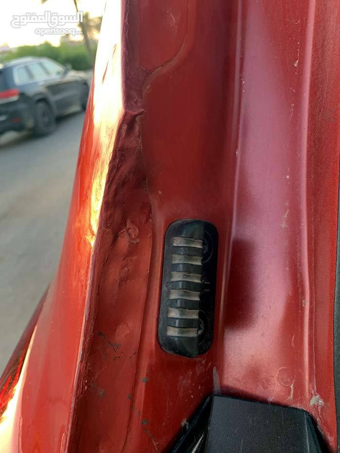 السلام عليكم
للبيع هيونداي سنتافي 2020 
وارد امريكي حادثها بسيط بالصندوق الخلفي
صور الحادث مرفقة 
محرك 4 سلندر مشامة ريحةالعادي البانزين العادي 
محرك  GDI 

ماشية 62,000 ميل  

السيارة نظيفة وجديدة مقارنة بموديلها

مواصفاتها 
سويج قطعه - شاشة دجيتال  - تبريد قطعتين امامي وخلفي - نقطة عمياء - رادار امامي - مانع انزلاق و مثبت مسار ذكي للقيادة الذاتيه و مثبت سرعة - هاند بريك دگمة  - 5 راكب - شاشة ابل كار بلي و اندرويد اوتو 

السيارة مكانها كاظمية
السعر192 وبيها مجال
***********
واتس اب
