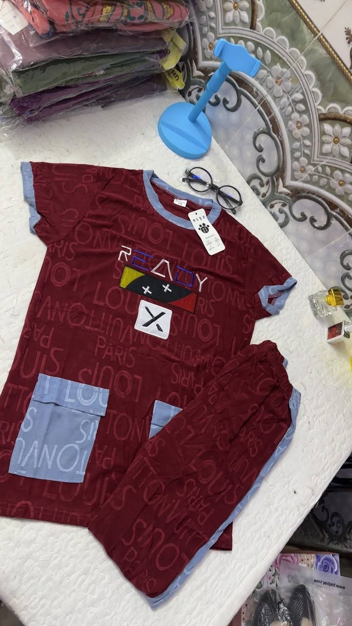 اخر كميه من ملابس العيد. كوالتي عالي خامه قطن 

#توصيل__بغداد__محافظات4


**إذا كنت صاحب هذا الإعلان وتريد حذفه لأي سبب، رجاءا أرسل رسالة إلى الدعم الفني**