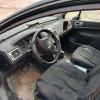 بيجو فرنسي • ٢٠٠٤ • مكينة حداديه