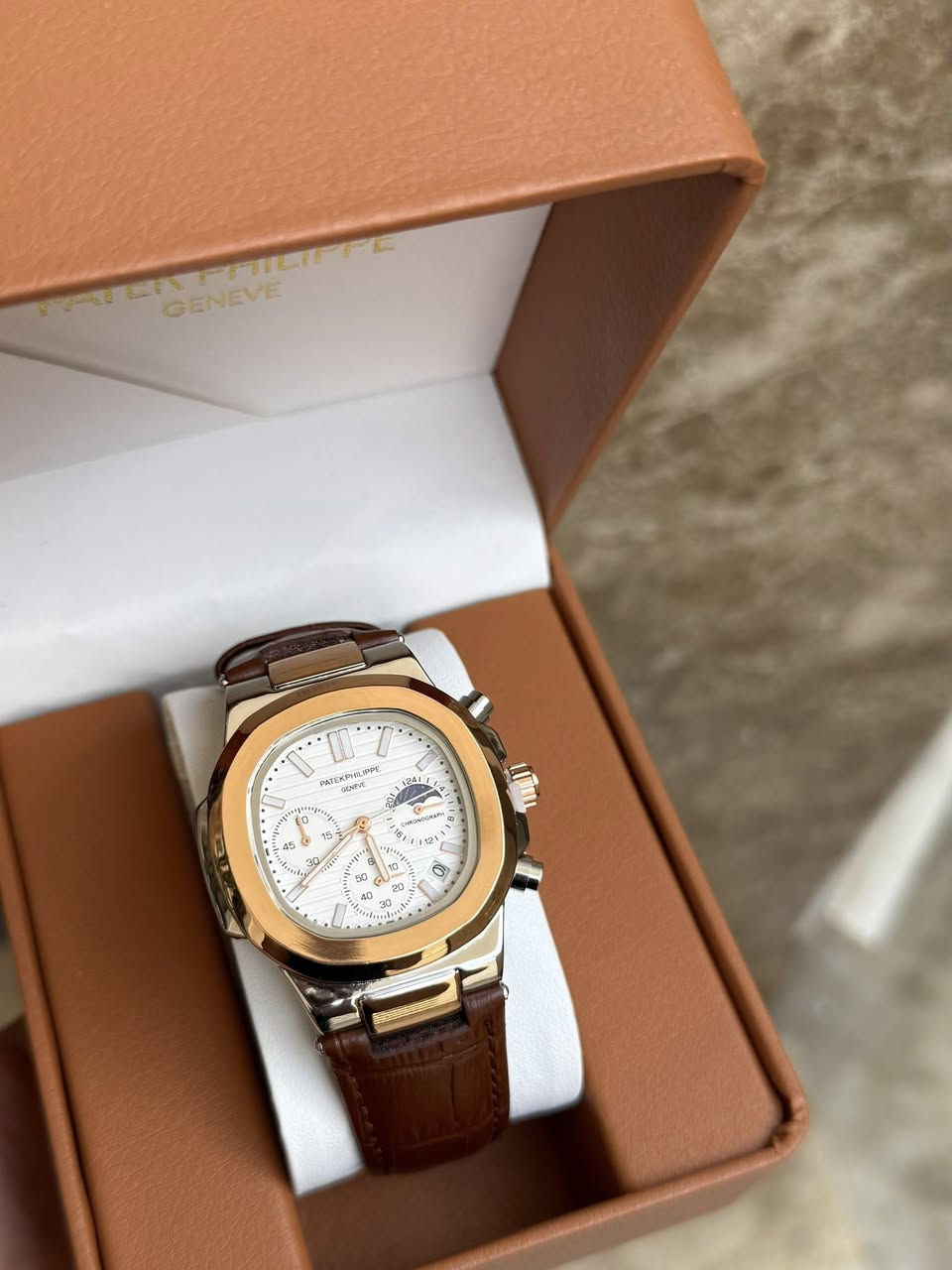 باتيك فيلب سناتر شغال شمسي قمري دبل قفل زجاج زفير


**إذا كنت صاحب هذا الإعلان وتريد حذفه لأي سبب، رجاءا أرسل رسالة إلى الدعم الفني**