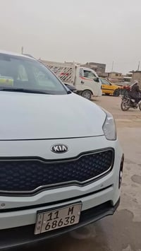 سبورتج ٢٠١٧خليجي مكفوله عدى شخط بسيطه بالباب الخلفي  ماشيه شي بصيط موا...