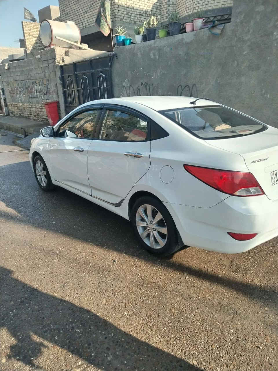 اسلام عليكم سياره اكسنت خليجي موديل2016 المواصفات مكينه 1400 بيه جاملق امامي امبدل اسعر 88 اوبيه مجال المكان بغداد احسينيه المعامل رقم الهاتف ***********
