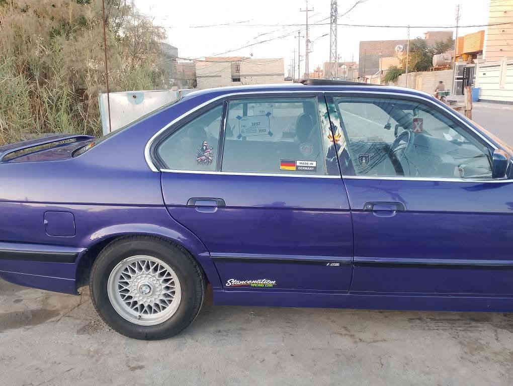 اسلام عليكم بي ام 535 موديل 89 رقم بغداد دولي سنويه ل   28 فتحت كير محرك صدر ضربه مكفولات السعر 60 ممكن السياره الفلوجه 
***********
***********
