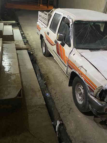 السلام عليكم تويوتا 91 مكفوله من الكلبه والتجيه رقم انبار رقم وسنويه كارتونيه ساقطه بدون تحويل بدون تحويل اكفلها سرقه وعشائر وحرام مكينه كير اكسن حداديه تخم تاير كفاله كلهن جدد  سياره مال فقره على كد فلوسه السعر 20 وبيه مجال مكاني ذي قار الفجر رقمي ***********
