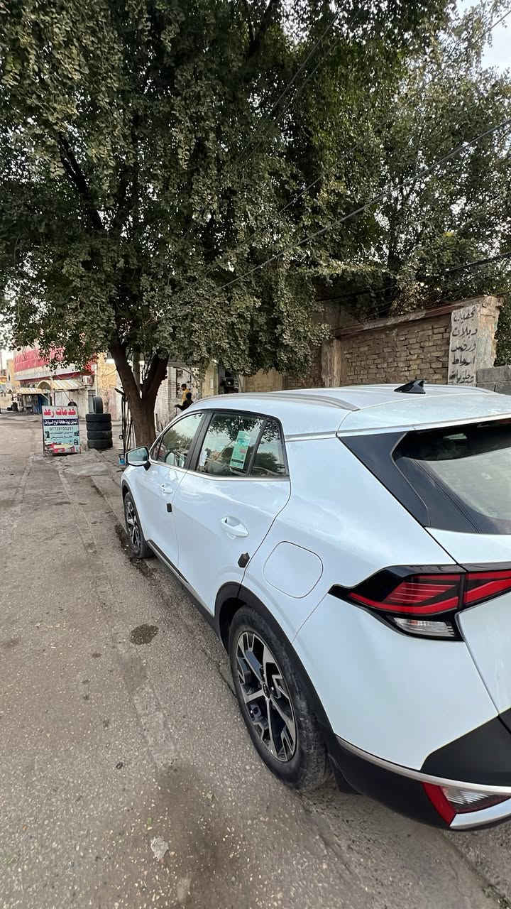 السلام عليكم
سبورتج موديل ٢٤
نص فول السيارة
 خليجية رقم اريبل بأسمي تحويل او كالة ماكو مشكلة، السيارة بيها بس هاي الشخطة بالچاملغ الخلفي والچاملغ الأمامي شوفة عينكم، ماشية٦٠ ألف
السيارة عارضها ب٢٢٥٠٠
 أخوان هذا رقمي أي استفسار تدللون عالفيس ممتواجد واتساب او اتصال عالرقم 
***********
