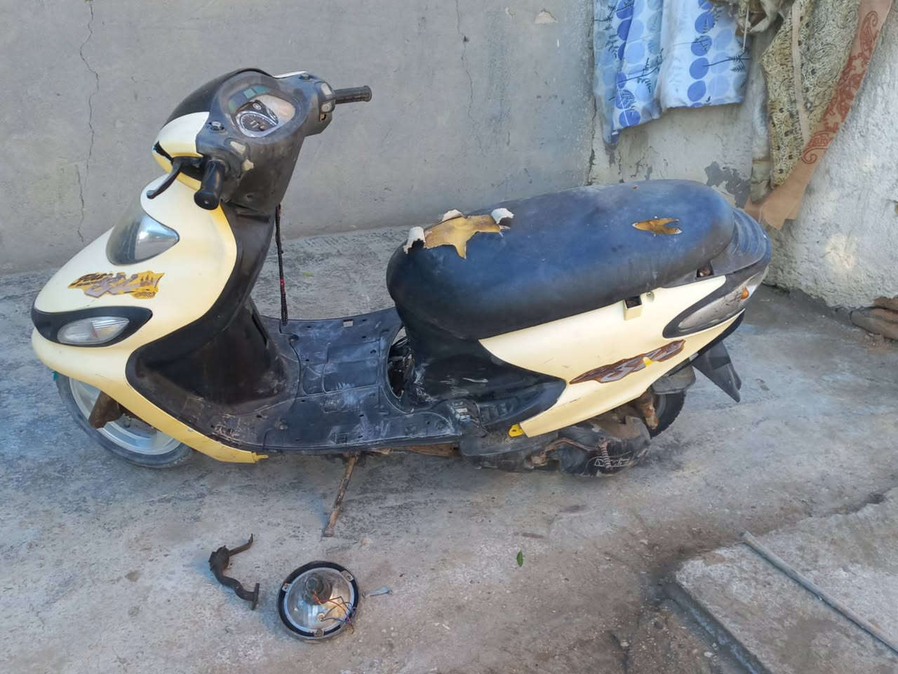 دراجة ب140قفل


**إذا كنت صاحب هذا الإعلان وتريد حذفه لأي سبب، رجاءا أرسل رسالة إلى الدعم الفني**