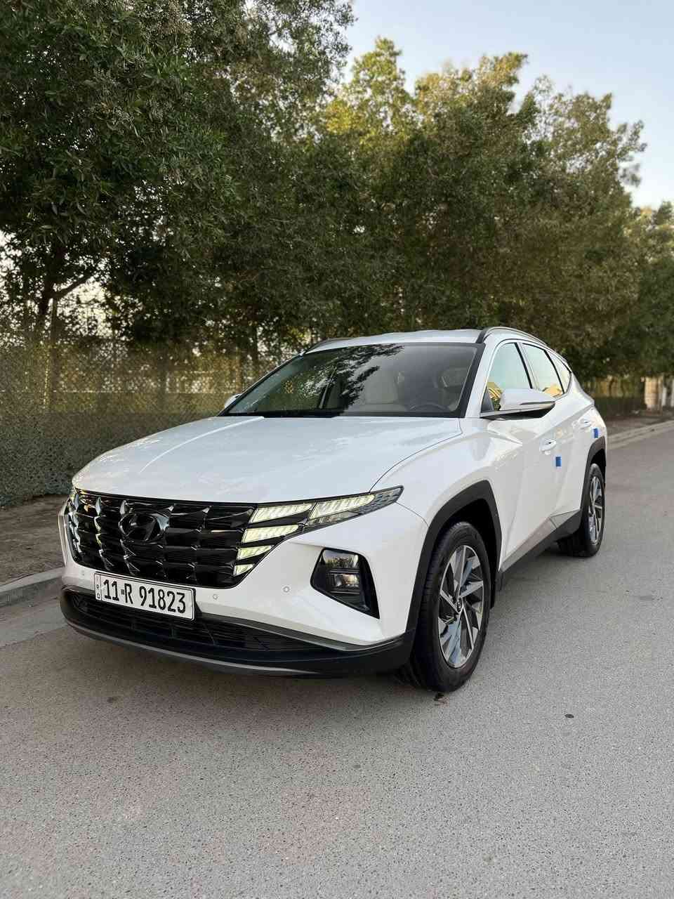 السلام عليكم 
النوع :هونداي توسان (خليجي) 
* ضمان الشركة الاولى 
الموديل : 2024
الرقم : بغداد (بأسمي ) 
عداد المسافه : 30 الف 
السياره : كفاله عامه مابيه اي ملاحظه 
المواصفات : فول 1/1 (عد البنوراما) 
العنوان : بغداد - السيدية 
السعر : 220 ورقه وبيه مجال 
باقي التفاصيل الاتصال ؏ الرقم او واتساب
***********
