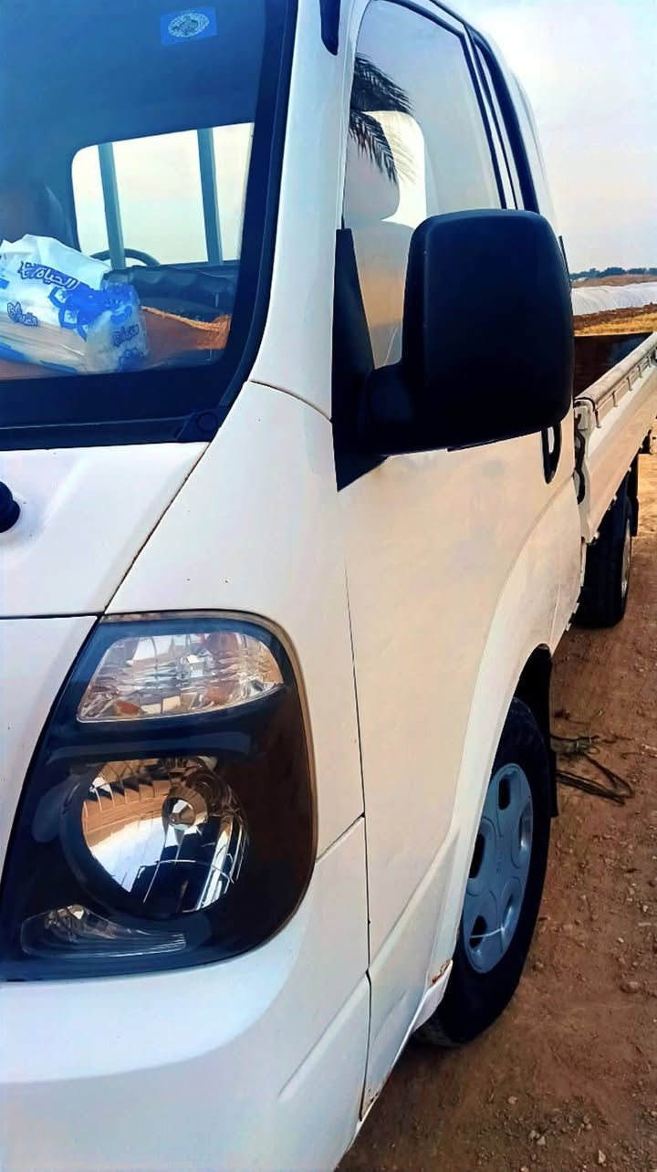 كيا حمل للبيع2014 نضيفه كلش ومكفوله محرك وشاصي عدا الكشر مالته بي طخه بسيطه وبي صبغ بسيط سنويه ل29 وبسمي رقمها بابل سعرها 105 وبيها مجال بسيط لشراي
***********
