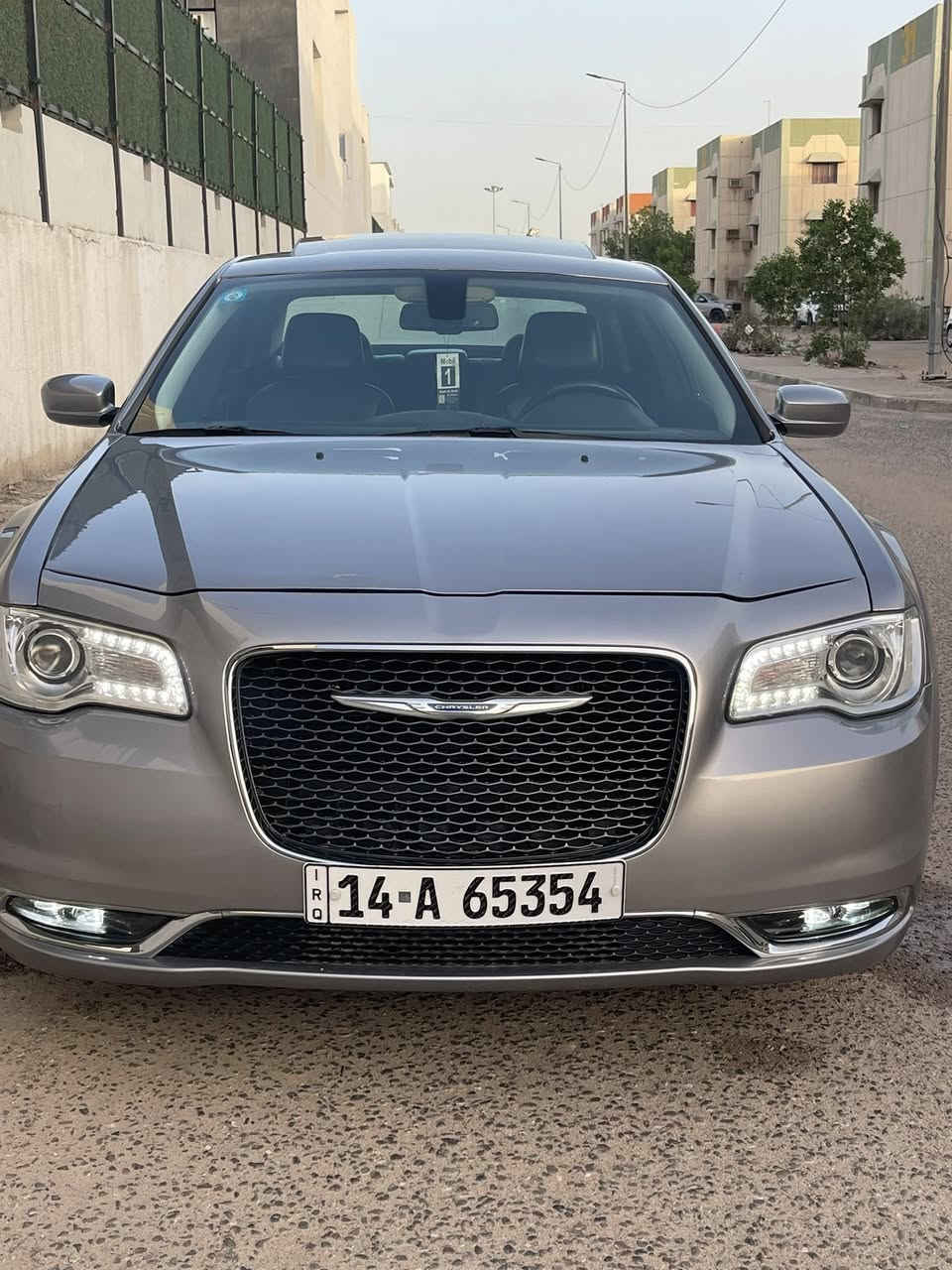 اوباما وارد كندي موديل 2017 رقم بصره باسمي   تحويل ثاني يوم تقرير غرف تعمل وتسير بامريكا نقطه مي مداخله ولا كلوب مشتغل بالعينه 
البدي مكفول صارت خياسات بسيطه كلش بالقماره بالبانوراما وتم معالجته وصبغ على كدها ونرشت كلير وموجوده كل الفديوات مال تصليح  
مواصفات   لمتد 
كشنات جلد تدفئه بالكشنات مرايا تدفئه شاشه كار بلي كشنات كهرباء بانوراما كامره بصمه ماشيه 94 ميل استخدام شخصي مامشتغله خط السعر 200 ورقه وبيها مجال بسيط 
رقم ***********
مكان السيارة بصره حي الخليج
