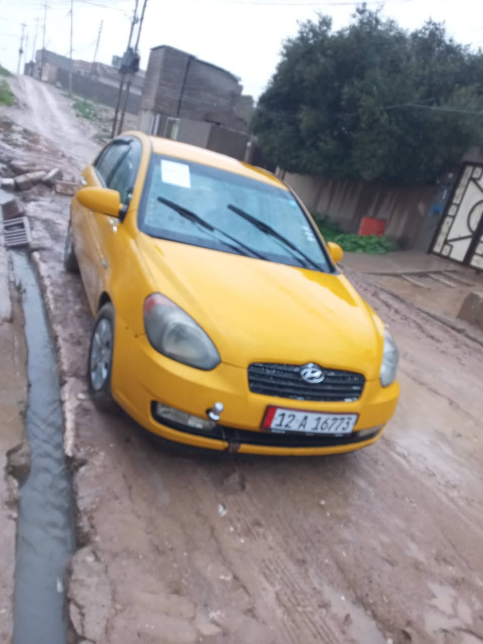 اكسنت موديل 2011شرط الوكال وتحويل كربوان مال بنزين بيها السعر98بيها مجال ***********؟؟؟؟***********
