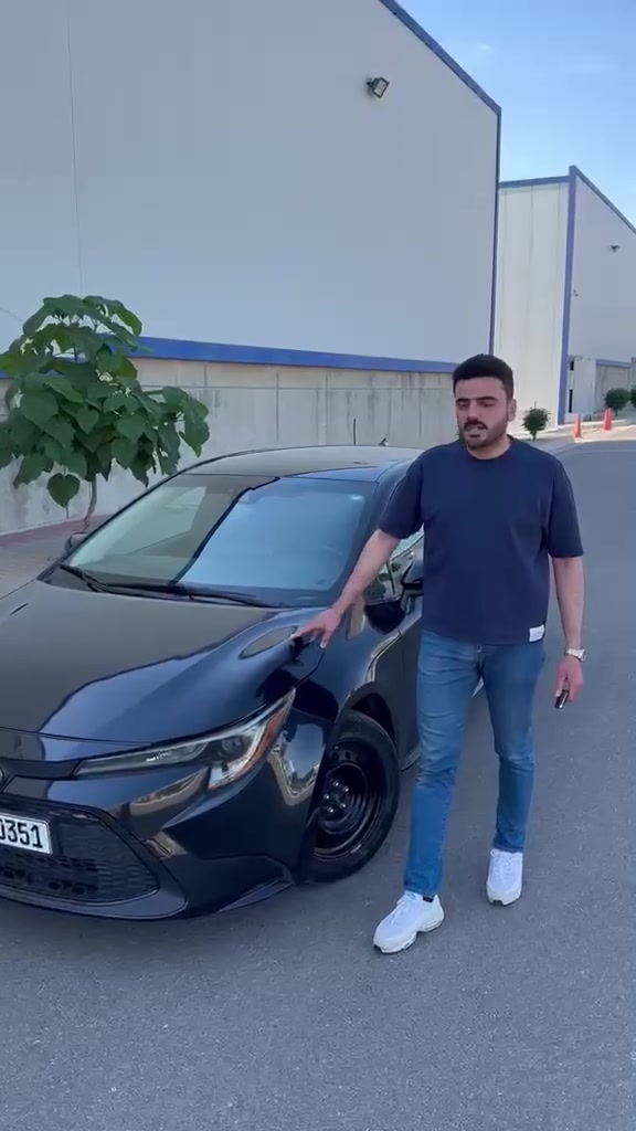 سلام وعليكم 

تيوتا كورلا 

موديل 2021 

ماشي 80 الف مايل 

ضرر و تفاصيل كلها بل نشر 

محرك المرغوب 1.8 

مواصفات LE 

رقم دهوك بسمنا هزه فحص سنوية كلها جديد 

سيارة ماشاء الله عليها ترايها حلو و جاهزة بدون مصرف 

للاستفسار اتصل على ارقام تاليه 

***********

***********
