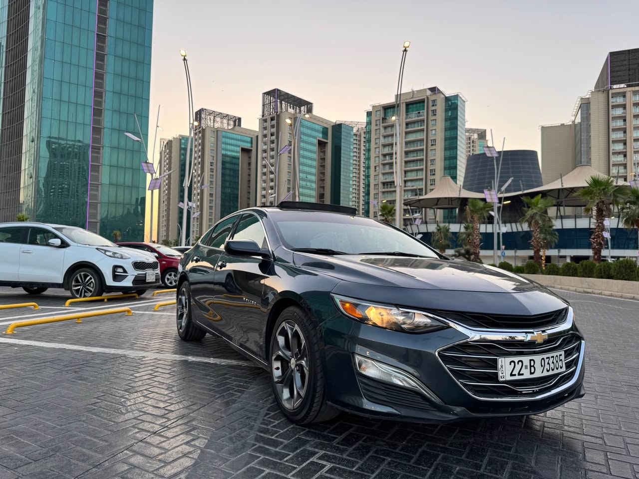شوفرليت ماليبو 2021 LT2
فول مواصفات 
بانوراما بةسمة شةغال 
شاشة گةورة كاميرا رادار 
كوشن كارةباى هيتةر
تةبريت مةركةزى 
5 پارچى سبوغة ارباگ سيستةمة 
سةنةوى نويية
90000 رويية
گيرومةكينة كارةباى هةمووى بةشةرت
نرخى 94 وةرةقة
ناونيشان هةولير
*********** أربيل, العراق
