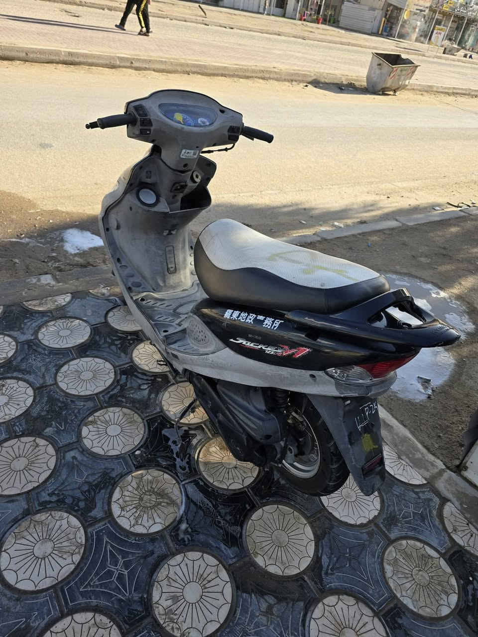 كامكو V1 جديده صارلي شهر امطلعها من الحاويه.
سعرها 750 وبيها مجال
للاستفسار ***********
