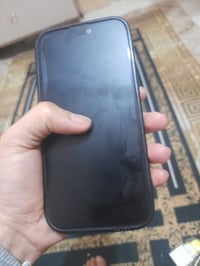 ذاكرة ٢٥٦ • بطارية ٨٣٪ • ظهره مفلش