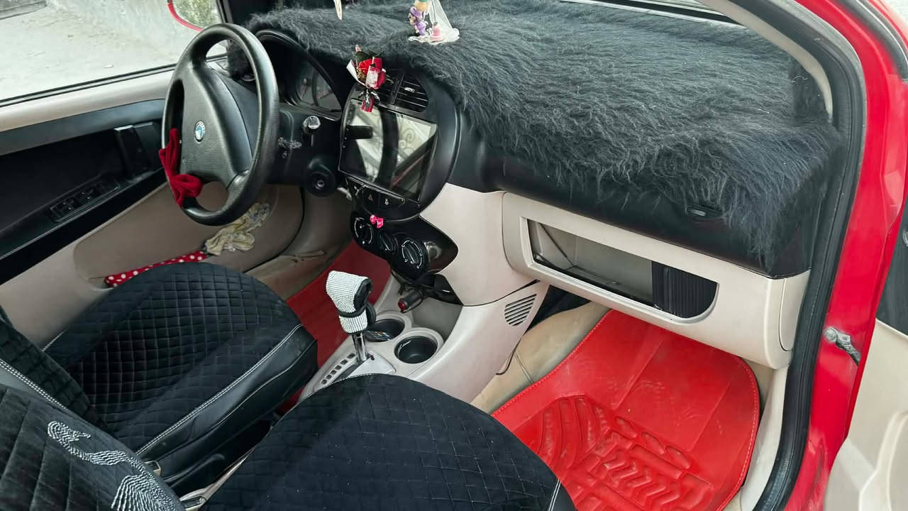 بيجو ٤٠٥ موديل ٢٠٠٩ رقم نجف راعيهة موجود بالنجف كير ومحرك مكفولات وحدادية زينة تخم تاير كهربائيات شغالة باتري جديد السعر ٢٨
نجف ***********
