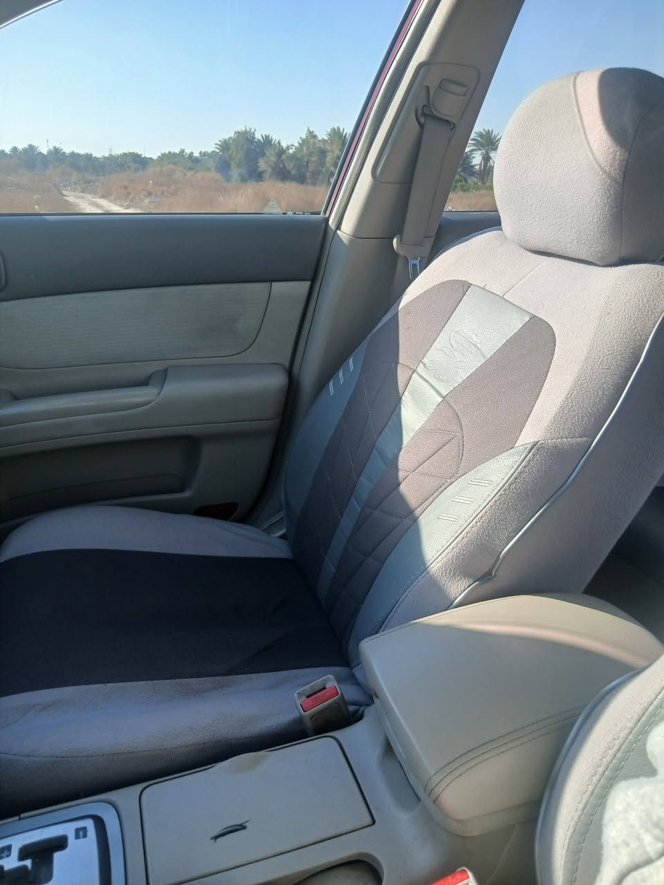 السلام عليكم ورحمة الله وبركاته  سوناتا ٢٠٠٨ 
محرك خير من الله 4 سلندر  2400
كير خير من الله   
تبريد شغال تدفه شغال 
صدر نظيف ٩٠ في ١٠٠
سياره خير من الله  بيه جراد اثر حادثه الى في أمريكا في البنيد وضخه في باب السايق السعر ١١٥  مكانه السياره بغداد  تحويل مباشر السياره ب سمي 
وشرط اساسي مكاتبه ماسوي بس عقد إلكتروني   
هذه رقم الهاتف ***********
