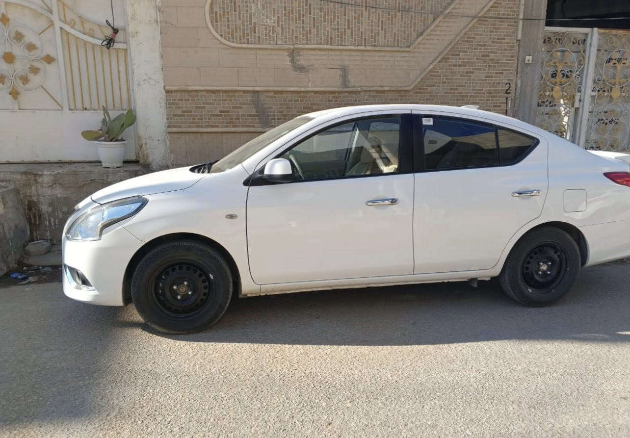 نيسان صني هندي2024ماشية 14الف كفالة عامة فقط الضربة الي موضحة بالصورة  السعر 122 مجال بسيط
 ***********الرقم
