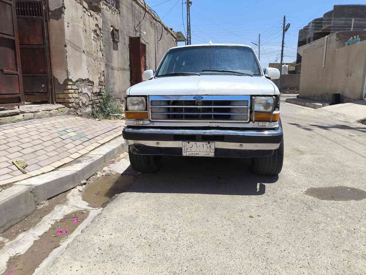 السلام عليكم فورت اكسبلور البيع 1992  سياره حلوه ونضيفة مداور ثاني يوم السعر 30وبيها مجال الطيبين 
***********
