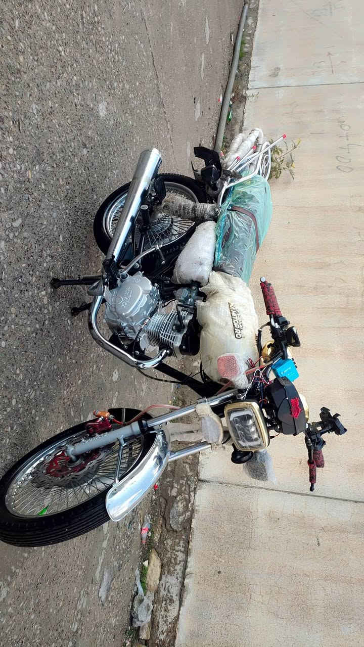 دراجه  اربعه كير نامه برو موديل 2025 منفيس موجود سويجات 2 بلادي بصمه كارت دراجه كلش حلوه 
سعره650 بي مجال للطيبين مكاني كركوك 
اتصال+ وتس ***********
