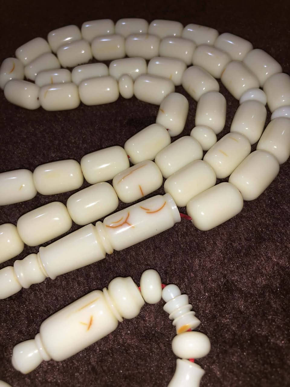 سلام عليكم
( دومنه لؤلؤي مكرك الماني قديم ) 
47 حبه و 1 سبير دبل فواصل تمليكه سبحه خشنه ١٣٠ غرام 3 شواهيد مع صايه وكسار خام قديم جداً مكركه لؤلؤي شرط المهتم يتفضل خاص


**إذا كنت صاحب هذا الإعلان وتريد حذفه لأي سبب، رجاءا أرسل رسالة إلى الدعم الفني**