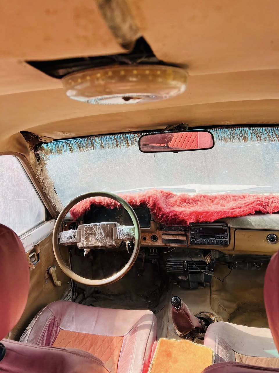 تيوتا ستاوت موديل 1985
سعرها ب19ورقه وبيها مجال بسيط 

 سيارة كامله كل كهربائياته شغاله 
محرك وكير مكفولات فقط يحتاجوها باتري 
سيارة رقمها كركوك 
راعيها كبل يحولك 
مكانها ديالى شهربان 
موضح كل شي بالفيديو 
للاستفسار الاتصال على 
***********
