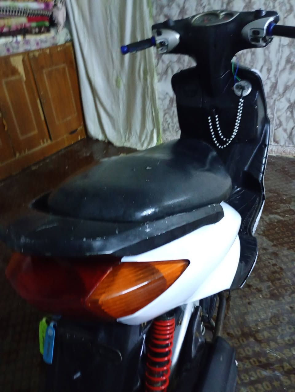 سلام عليكم شعندك مراوس نزل مكاني مسيب رقم ***********
