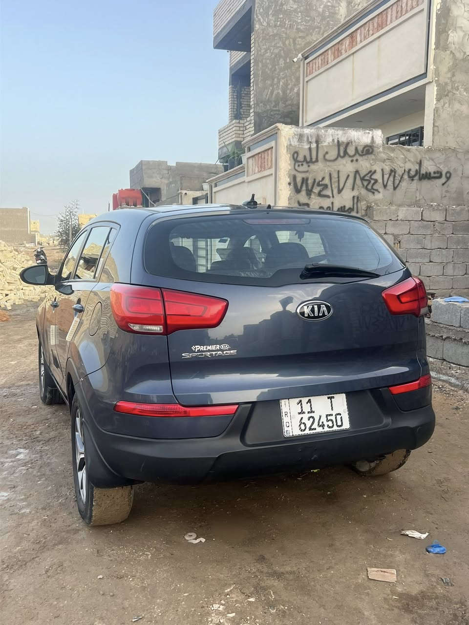 سبورتج2016
رقم بغداد انكليزي بسمي تحويل ثاني يوم
هزه جديده
بيه صبغ باب وجاملغ 
محرك2400
مكاني بغداد المحموديه 
السياره ربع متصرف عليها جاهزه
السعر(140$)
*********** 
***********
