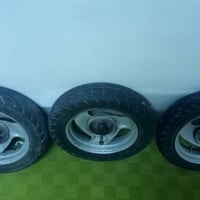 ٣ تايرات • ياماها • قليل الاستعمال