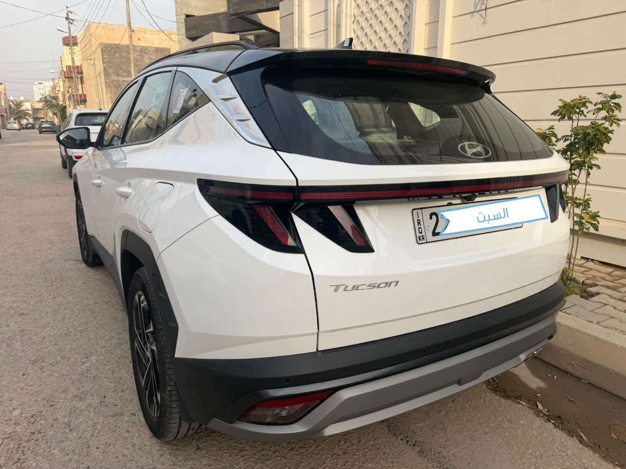 هونداي توسان 2025 سيارة فول مواصفات تو كلر تبريد كشنات جنطة كهرباء كراسي كهرباء السيارة كفالة عامة بعدهي زيرو ماشيه 7000 الف فقط  سيارة ضمان شركة الاولى تبديل دهن داخل الشركة بعدهي بلضمان رقم اربيل الدولي  مكاني كربلاء السعر 237 رقم *********** كربلاء, العراق
