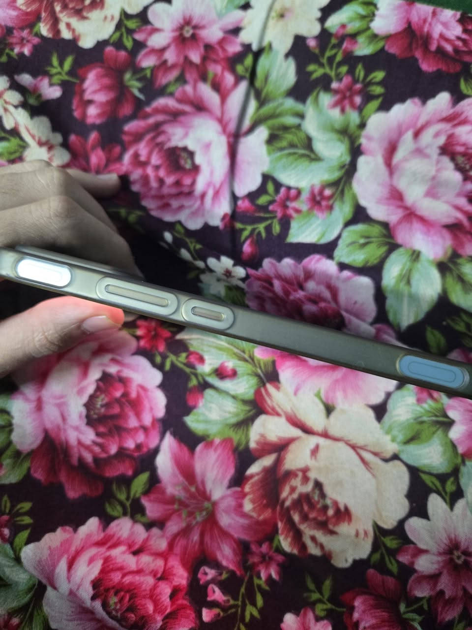 انفنكس gt 30 pro
السلام عليكم
انفنكس GT 30 pro
جهاز مخصص للالعاب وبي شفتات مثل ما موضح بالصور
المواصفات:
المعالج ثماني النواة 8350 Dimensity تكنولوجيا 4 نانو

التخزين /الرام: 256 جيجا مع 12 جيجا رام قابلة للزيادة الى 16

الكاميرا خلفية مزدوجة 108+8 م.ب / امامية 13 م.ب.

الشاشة : 6.78 بوصة 

نظام التشغيل اندرويد 15

البطارية: 5500 مللي أمبير

السعر 295 وبي مجال قليل 

مكاني بغداد حي الجامعة
***********
