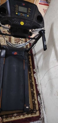 جهاز جري • تحمل ١٢٠كجم • قفل مكان