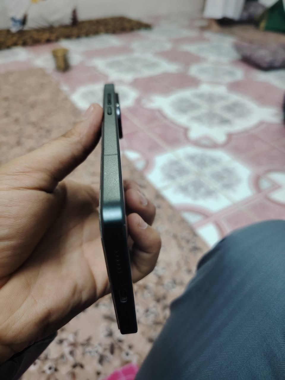 بوكو اف 7 للبيع سعره 450 وبي مجال
***********

