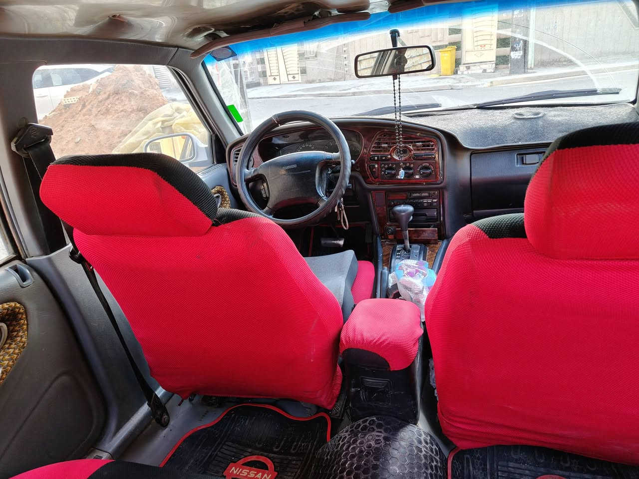 من رخصة الادمن سلام عليكم برنس فراشة للبيع موديل 1996 سياره رقم بغداد الانكليزي الجديد تحويل ثاني يوم سياره كير مكينه حداديه كهربائيات خير من الله مابيها نقص سياره حلوه السعر 38 وبيها مجال حك الجية مكاني بغداد الدورة رقم الهاتف ***********
