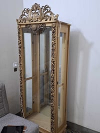 فاترينه • قريب مدرسة العابد