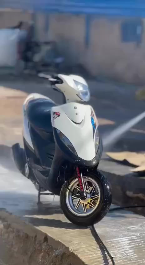 سلام عليكم للبيع ماكس عدله جديده رمبه كفاله مكينه كفرات شرط بلاد سعره واحد أو ميه مكان رميثه ***********
