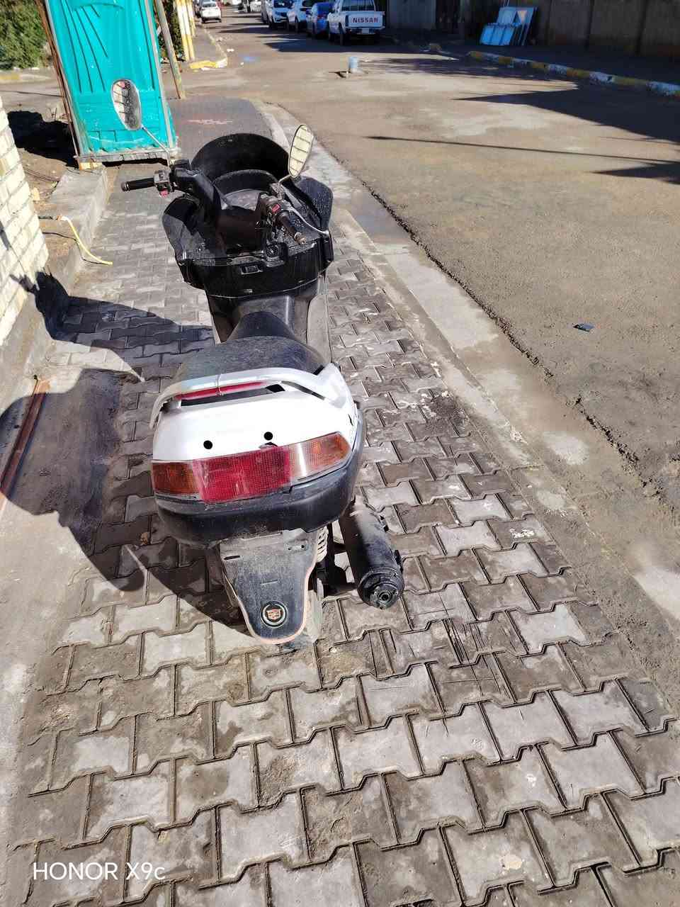 دراجه للبيع جاهزه من كلشي السعر 350 او بيها مجال قليل ***********او***********
