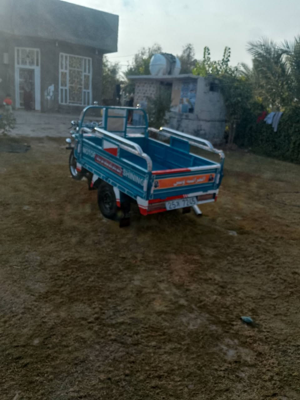 السلام عليكم ستوته للبيع جمرة موديل 20 طالعة بالواحد او عشرين ستوته مكفولة كفالة عامه اوراق اصولي 1.650 أو بيه مجال شى قليل ***********
