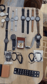 شلعة اكسسوارات رجالية
عدد 45 قطعة
ساعات معدن 
ساعات جلد
 نضارات
سوارات رجالية
اعلى سعر ابيع انطيني سعرك وبلعافية 
***********
