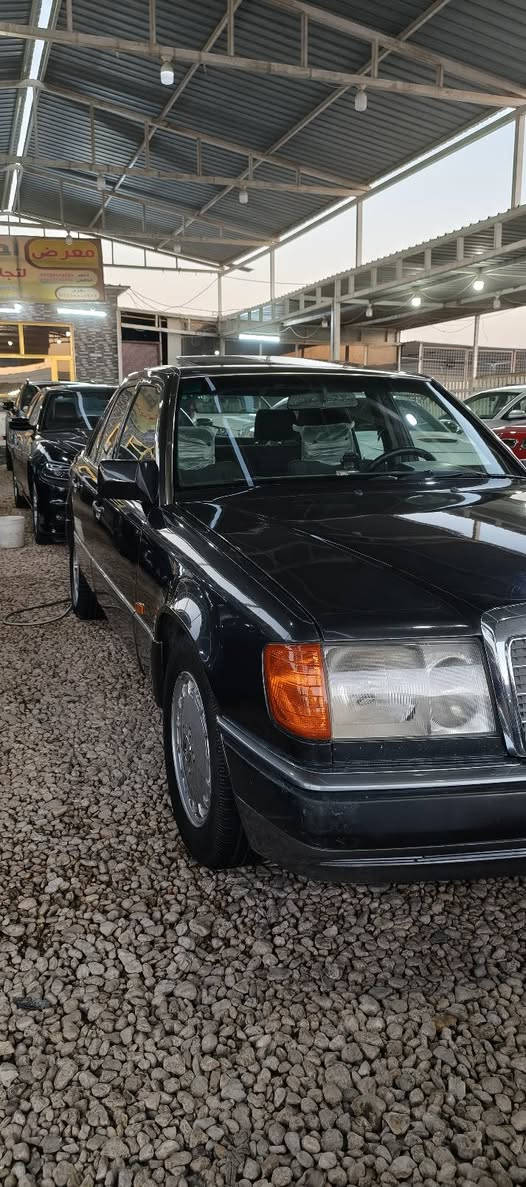 السلام عليكم مارسيدس دب w124 E300 اصل 1992صبغ جمالية السياره قواعد دبل سليمات(مكفلات ) امامي خلفي السياره ترايك 240 ما بيها نقص برغي مال بيت عنكبوت بلادي مكينه جديده حيل لاتنقيص ولا تبخير مكينه كير بشرط لل تفاصيل اتصل متواجد 24واتساب ***********
