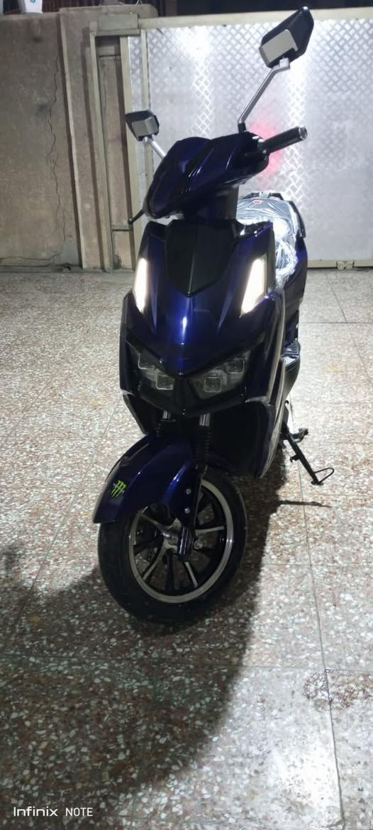 السلام عليكم دراجه جديده استخدام  شهرين انطخت عندي بلباب مال البيت وانكسرت التريشه إلي جوه الكفر  ابيعها ع وضعها جدا جدا نضيفه استخدام قليل سعر٦٥٠ مكاني بلديات مواصفاتها كل اتي وكل نقص ماكو جديده جدا جدا

 ملف نحاس2000 
سرعه حقيقيه
نضام p ثلاث سرع
نضام بك خلف
اضائه زنون 
  بطاريه مسطره عدل 6كبير بصمات عدد 2 وسويجات عدد 2 شاحن اصلي وياها
 ملاحظه ميعجبك المنشور اترك كلمه طيبه تحياتي العنوان بغداد البلديات *********** واتساب ورصيد
