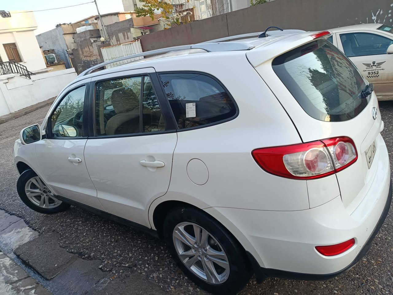 هوندا سنتافي خليج موديل 2011 سياره بدون صبغ بدون تعديل بارد بدون ملاحظة محرك ما مفتوح بشرط سلايت ثلاجة  تبريد مركزي  7 راكب  محرك 4 سلنتر مكان سيارة عقره *********** بيه وتساب *********** سعر 150 مجال
