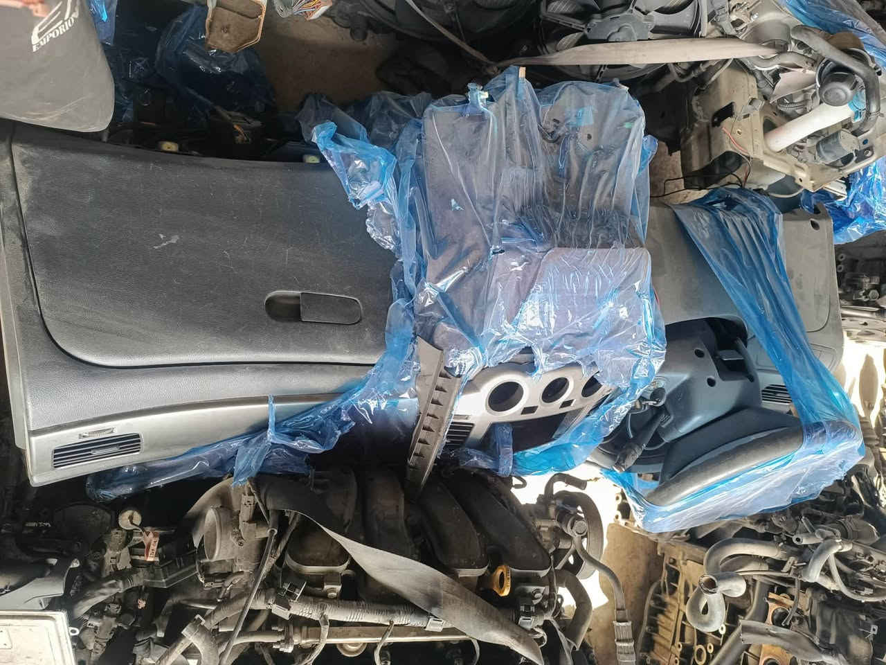 أدوات السيارات الكوري دشبول سوناتا 2007 او2008 دشبول اوبيتما 2009او 2010 وربع توجد جميع انواع الادوات سوناتا اوبتيما ارباع دعاميه كير مكينه لايت بك لايت باب بنيد كلشي متوفر خابرني وبخدمتك ***********
