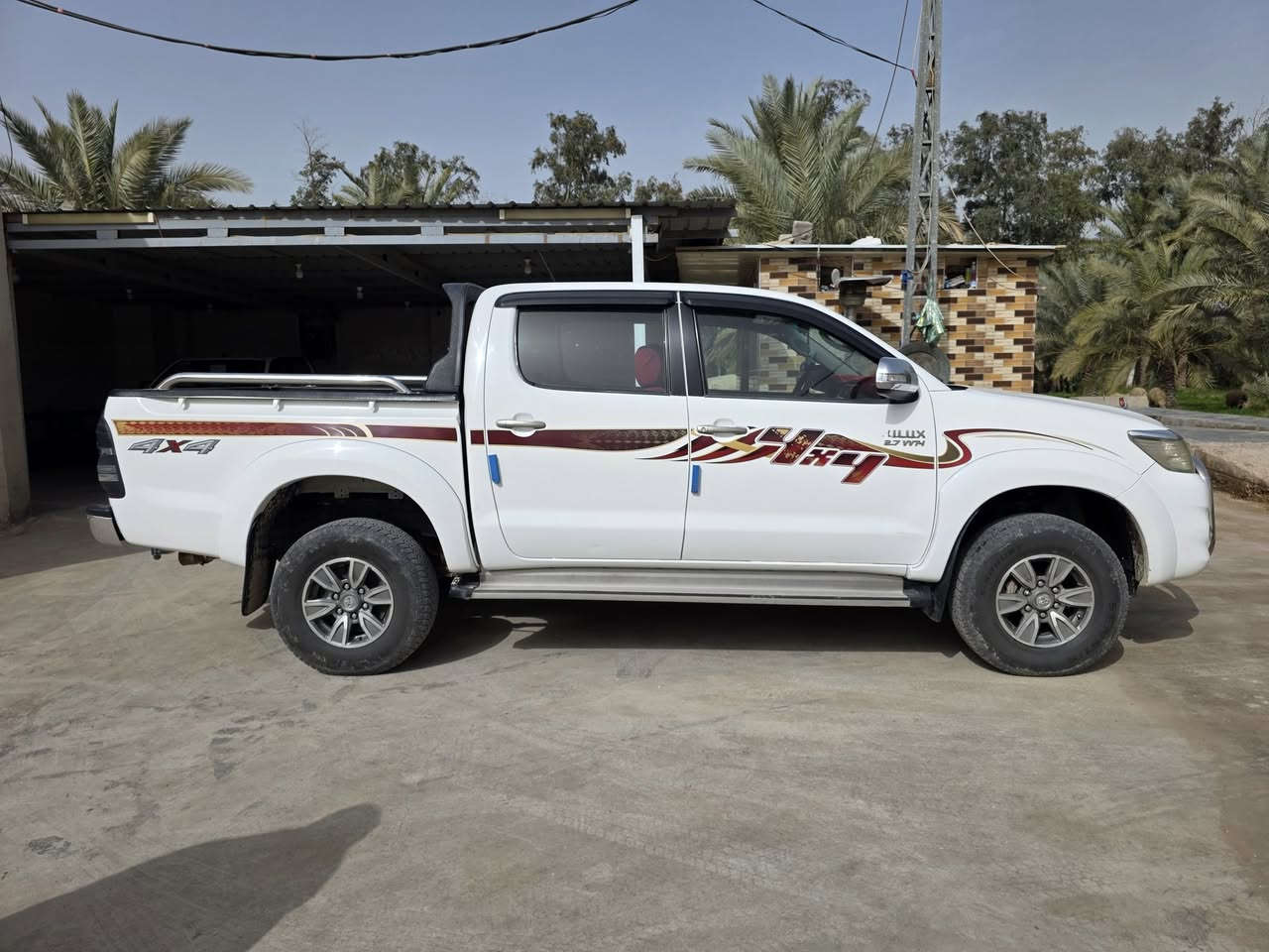 السلام عليكم
للبيع بيكم تيوتا فور ويل موديل ٢٠١٣اوتوماتيك رقم بغداد تحويل بالاسم تخم تايرمكفول كفاله عامه ماعده ربع الجاملغ صبغ محدد بالصوره للاستفسار الاتصال ***********
***********
