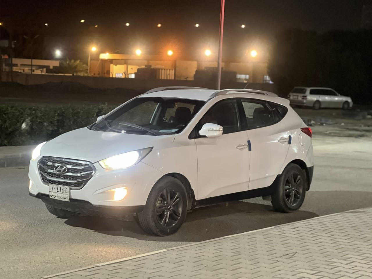 السعر 133🌹 
توكسان 2012 خليجي كفاله عامه من كُلشي

رقم أربيل تحويل وكاله حاضر 

محرك 2000 دوش ع وضع الشركه

مكفوله و وعلى وضع الشركه 
تفحص سونار وين ميعجبك

جاهزه ومابي اي نقص وبلعافيه ع الياخذها 
مكينه وكير وحداديه وتبريد كفاااله 
تخم تاير جديد 

السعر 133 🌹

***********
مكاني النجف الكوفه
