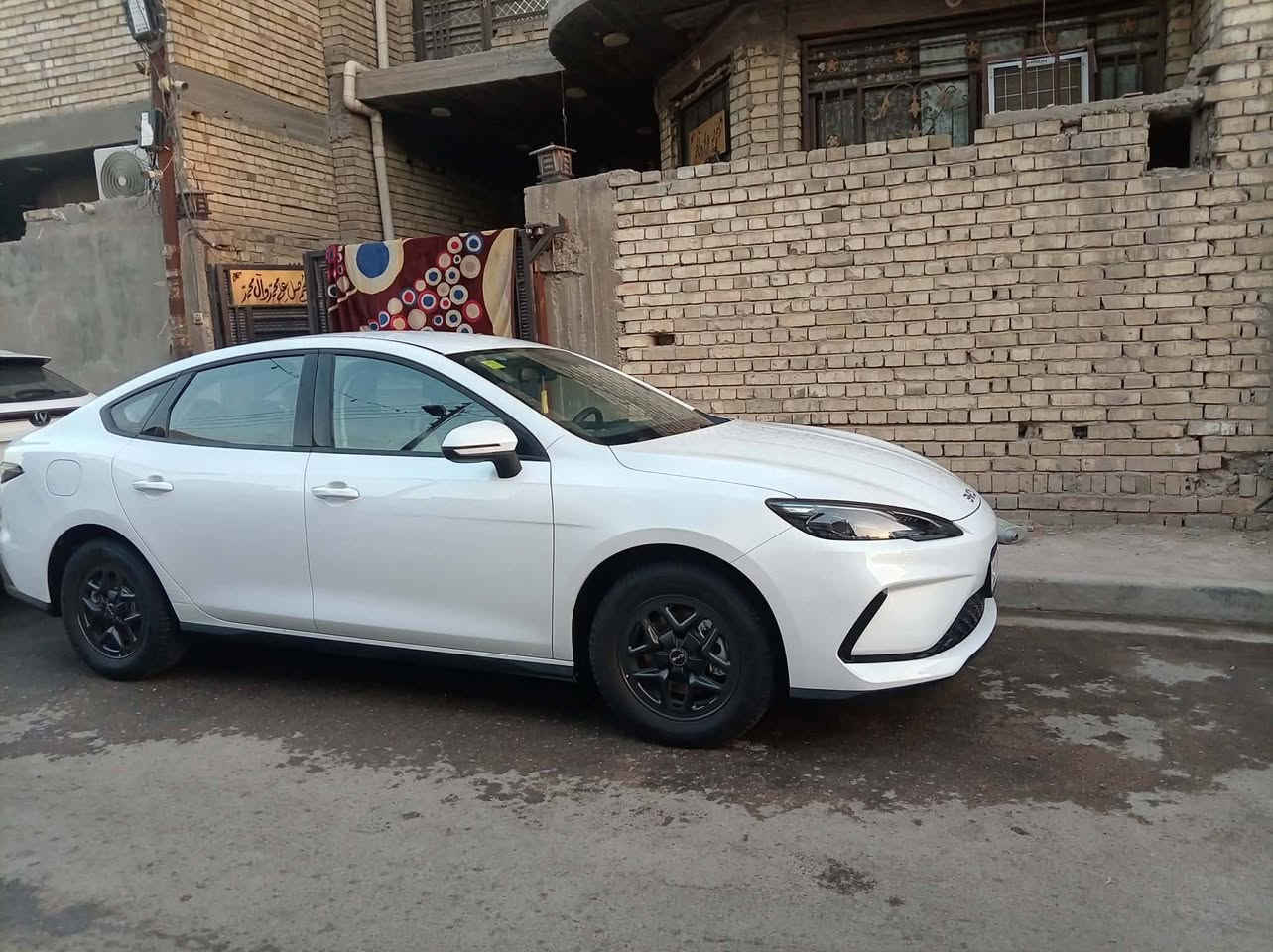السلام عليكم byd موديل ٢٠٢٥ فئه seal 5للبيع ماشيه ٨٠٠٠ سياره مكفوله رقم بغداد سياره دوشه جديده رقم الهاتف *********** السعر ٢٠مليون ٦٥٠
